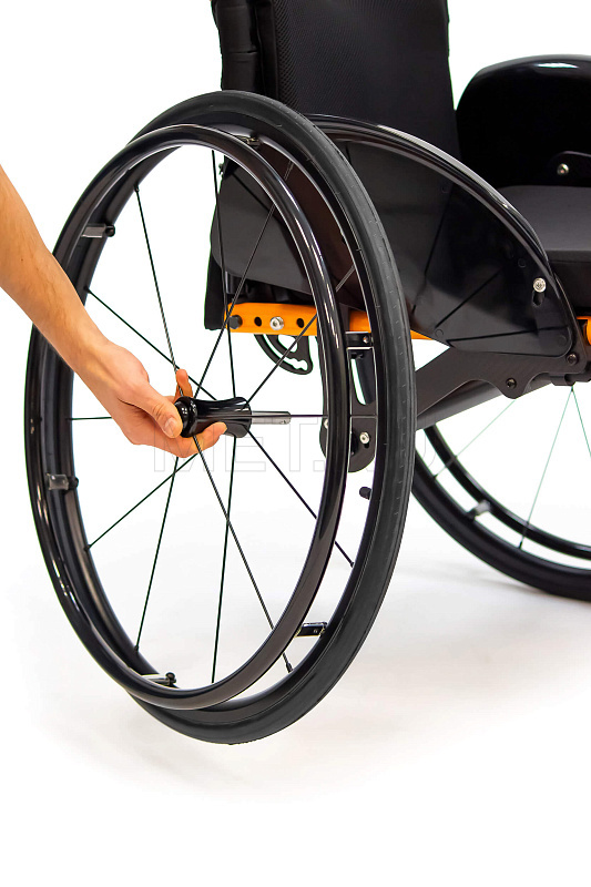 МЕТ JET PRO Механическое кресло-коляска активного типа MET